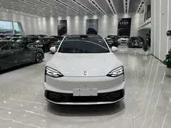 2026 Aito M6 EV Ultra, белый — фото 2