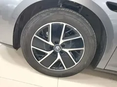 2025 BYD Qin L PHEV Smart Driving 120km Leading — фото 23
