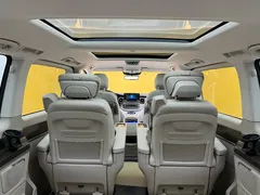 2022 Mercedes-Benz V-Class V 260 L Long Wheelbase Luxury, чёрный — фото 40