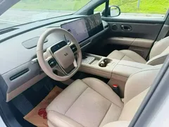 2025 Li Auto i6 2WD Standard, белый — фото 4