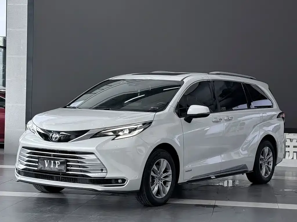 2021 Toyota Sienna 2.5L Hybrid Platinum
