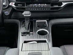 2021 Toyota Sienna 2.5L Hybrid Platinum, белый — фото 17