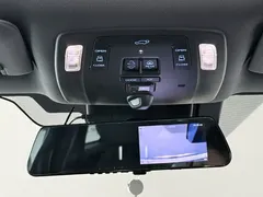 2021 Toyota Sienna 2.5L Hybrid Platinum, белый — фото 26