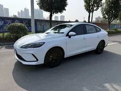 2025 BYD Seal 05 PHEV Smart Driving 55km Premium, белый — фото 1