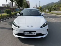 2025 BYD Seal 05 PHEV Smart Driving 55km Premium, белый — фото 2