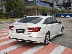 2022 Honda Accord 260TURBO Luxury, белый — фото 9