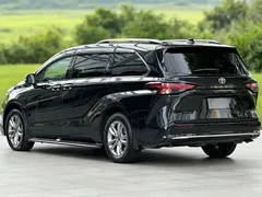 2021 Toyota Sienna 2.5L Hybrid Ultimate, чёрный — фото 6