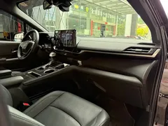 2021 Toyota Sienna 2.5L Hybrid Ultimate, чёрный — фото 11