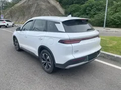 2025 BYD Song Pro 2nd Gen Smart Driving DM-i PHEV 115km Superior, белый — фото 7