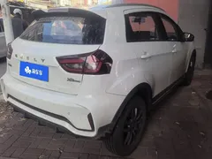 2021 Geely Vision X3 1.5L MT Elite, белый — фото 3