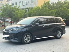 2023 Toyota Granvia 2.5L Hybrid Comfort, чёрный — фото 1