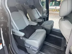 2023 Toyota Granvia 2.5L Hybrid Comfort, чёрный — фото 6