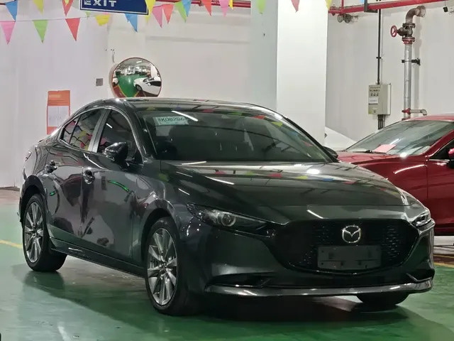 2023 Mazda 3 2.0L AT