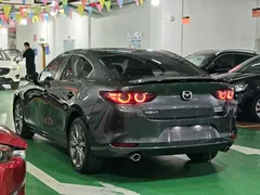 2023 Mazda 3 2.0L AT, чёрный — фото 6