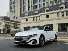 2023 Volkswagen CC 380TSI, белый — фото 1