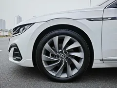 2023 Volkswagen CC 380TSI, белый — фото 5