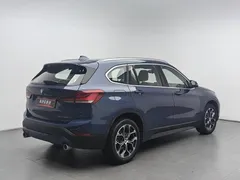 2021 BMW X1 Leading, синий — фото 2