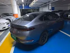 2025 BYD Qin PLUS DM-i PHEV Smart Driving 55km Leading — фото 5