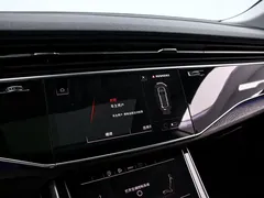 2021 Audi Q8 45 TFSI Luxury, чёрный — фото 8