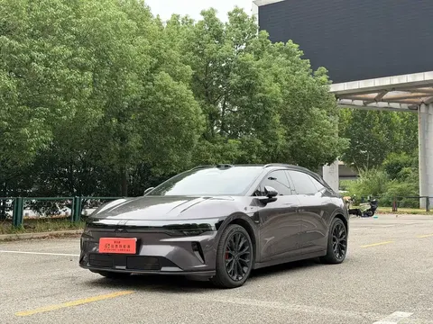 2025 Zeekr 007 GT RWD ADAS 75kWh