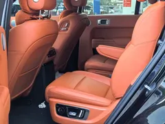 2025 Li Auto L8 Smart Refresh, чёрный — фото 5