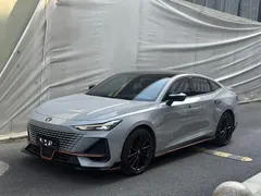 2022 Changan UNI-V 1.5T Sport — фото 1