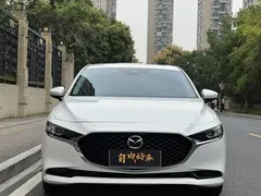 2022 Mazda 3 2.0L AT, белый — фото 2