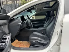 2022 Mazda 3 2.0L AT, белый — фото 5