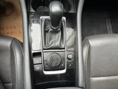 2022 Mazda 3 2.0L AT, белый — фото 19