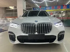 2022 BMW X5 30Li Premium M Sport Package, белый — фото 4
