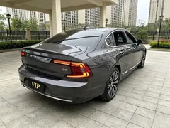 2023 Volvo S90 — фото 2
