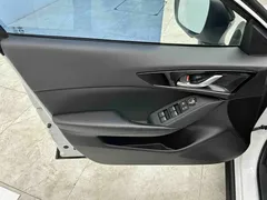 2021 Mazda CX-4 2.0L AT 2WD, белый — фото 15
