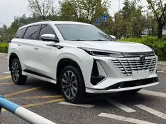 2023 Changan CS75 PLUS 3rd Gen 1.5T AT Premium, белый — фото 3