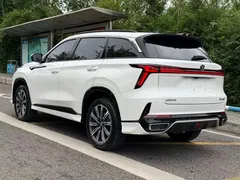 2023 Changan CS75 PLUS 3rd Gen 1.5T AT Premium, белый — фото 24