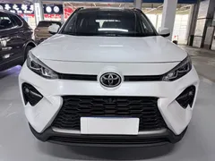 2023 Toyota Wildlander 2.0L CVT 2WD Luxury Plus, белый — фото 2