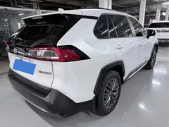 2023 Toyota Wildlander 2.0L CVT 2WD Luxury Plus, белый — фото 19
