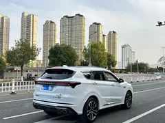 2023 Jetour X70 PLUS 1.6T DCT 7-seat, белый — фото 18