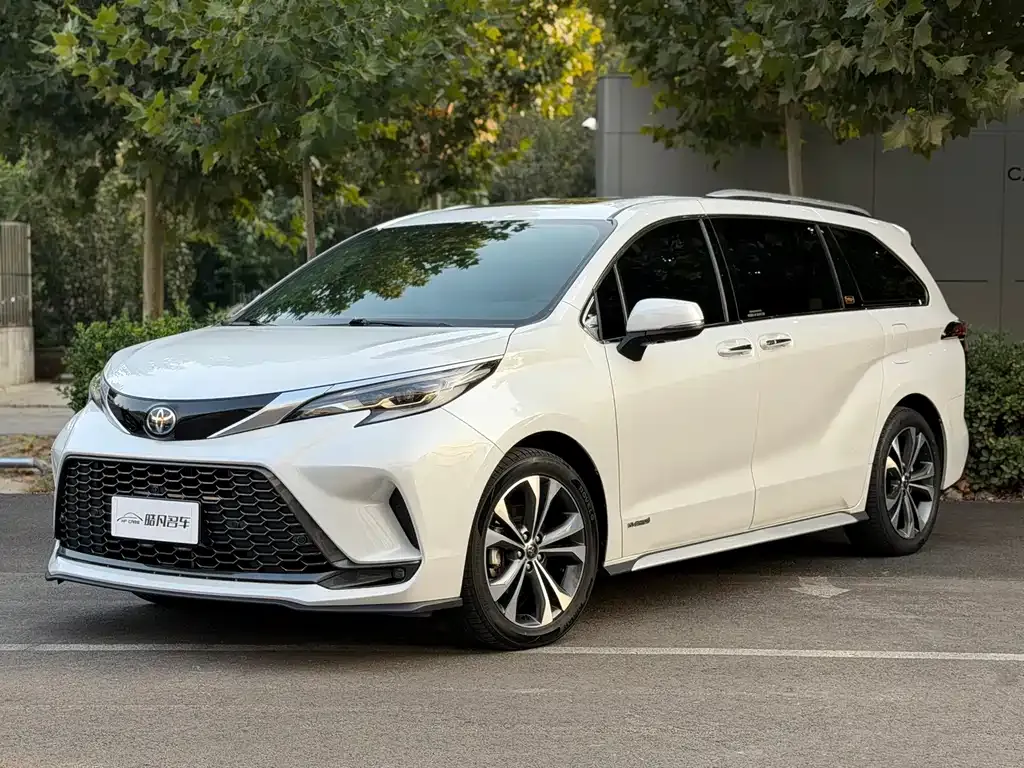 2023 Toyota Granvia 2.5L Hybrid Flagship VIP