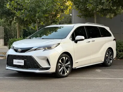 2023 Toyota Granvia 2.5L Hybrid Flagship VIP