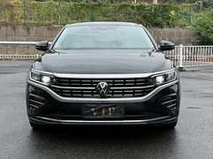 2023 Volkswagen Passat 330TSI Luxury, чёрный — фото 2