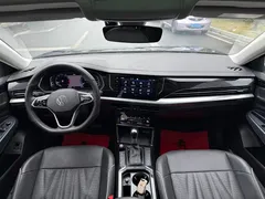 2023 Volkswagen Passat 330TSI Luxury, чёрный — фото 11