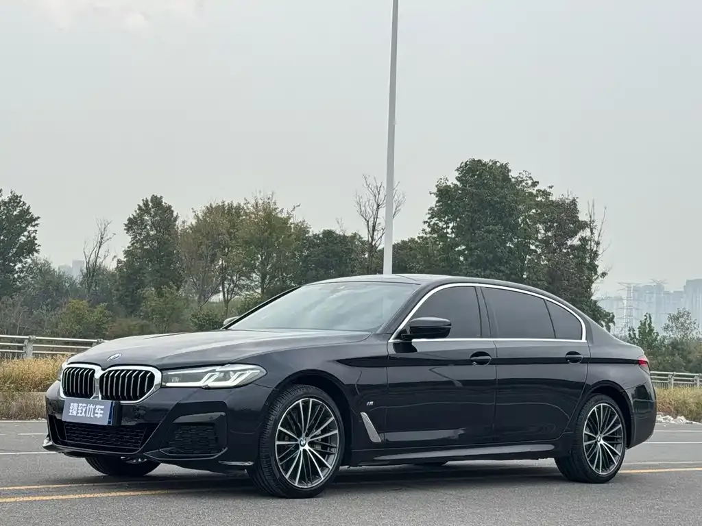2022 BMW 5 Series 530Li M Sport Package
