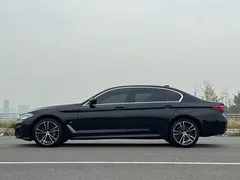 2022 BMW 5 Series 530Li M Sport Package, чёрный — фото 7