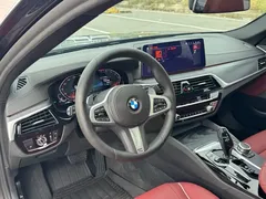 2022 BMW 5 Series 530Li M Sport Package, чёрный — фото 15