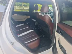 2021 Geely Monjaro 2.0T DCT 2WD EVO Comfort, белый — фото 7