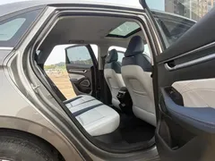 2022 Geely Emgrand 4th Gen 1.5L CVT Flagship — фото 12