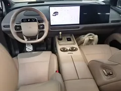2025 Li Auto i6 4WD Standard — фото 10