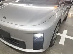 2025 Li Auto i6 4WD Standard — фото 24