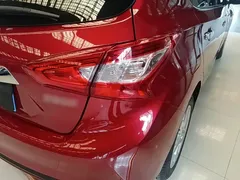 2021 Nissan Tiida 1.6L CVT — фото 8