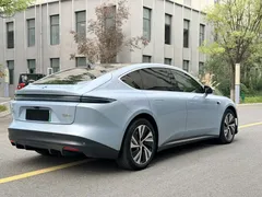 2022 Nio ET5 75kWh, синий — фото 7